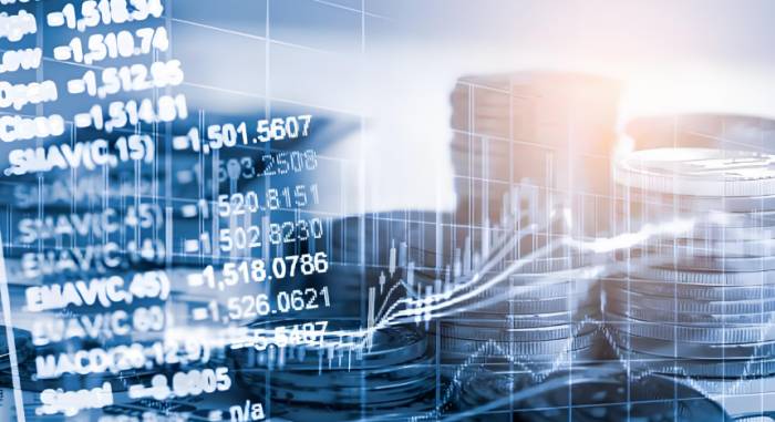 Three Major Indices Rise, All Reach Intraday Record Highs